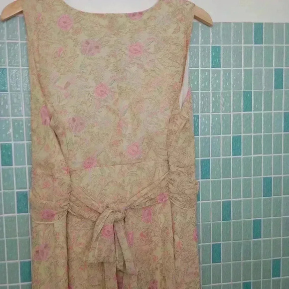 Jonathan Martin Woman Floral Flowy Sleeveless Dress Yellow and Pink - Picture 12 of 13